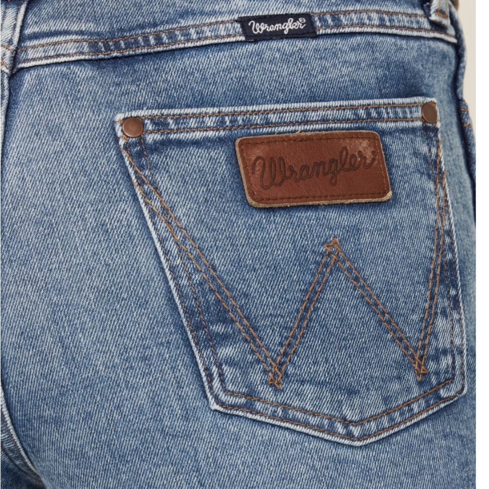 Wrangler high rise boot Women's Denim Jeans - Picture 1 of 16